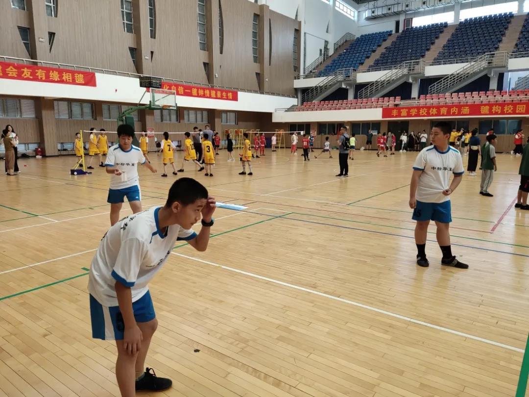 巩义市紫荆实验学校在河南省学生毽球锦标赛中夺冠