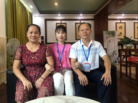 许丹丹：父辈叮嘱里点燃乡村孩子的梦想