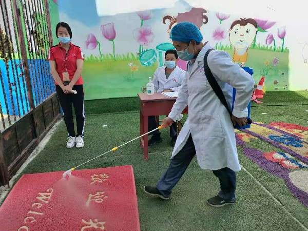 漯河市郾城区新店镇中心幼儿园：疫情防控演练 备战平安开学