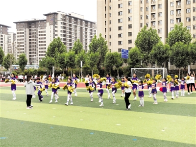 郑州惠济区：“双减”：让孩子享受作业 开心学习