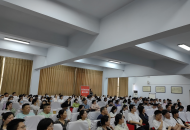 许昌市建安区教体局优化营商环境贴心服务高考考生及家长