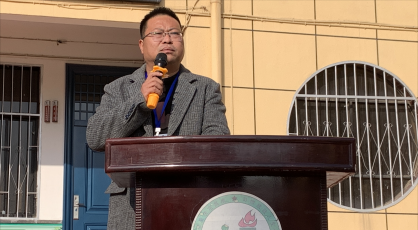 家校勠力同心，学生健康成长——河大潭头附中初中部召开家长会暨期中考试表彰大会
