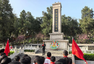 童心向党，党的光辉照我心