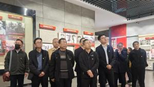 濮阳市教育局开展清明节主题党日活动 