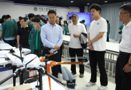 许昌工商管理学校携手许昌市英才街中学开展职业技能启蒙教育体验活动