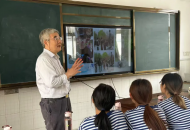 华北水利水电大学原党委书记朱海风教授豫教基地深情讲述孟瑞鹏英雄史诗