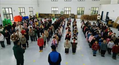 覆盖十三校、惠及七千学子：2025生态文明进校园活动圆满结束